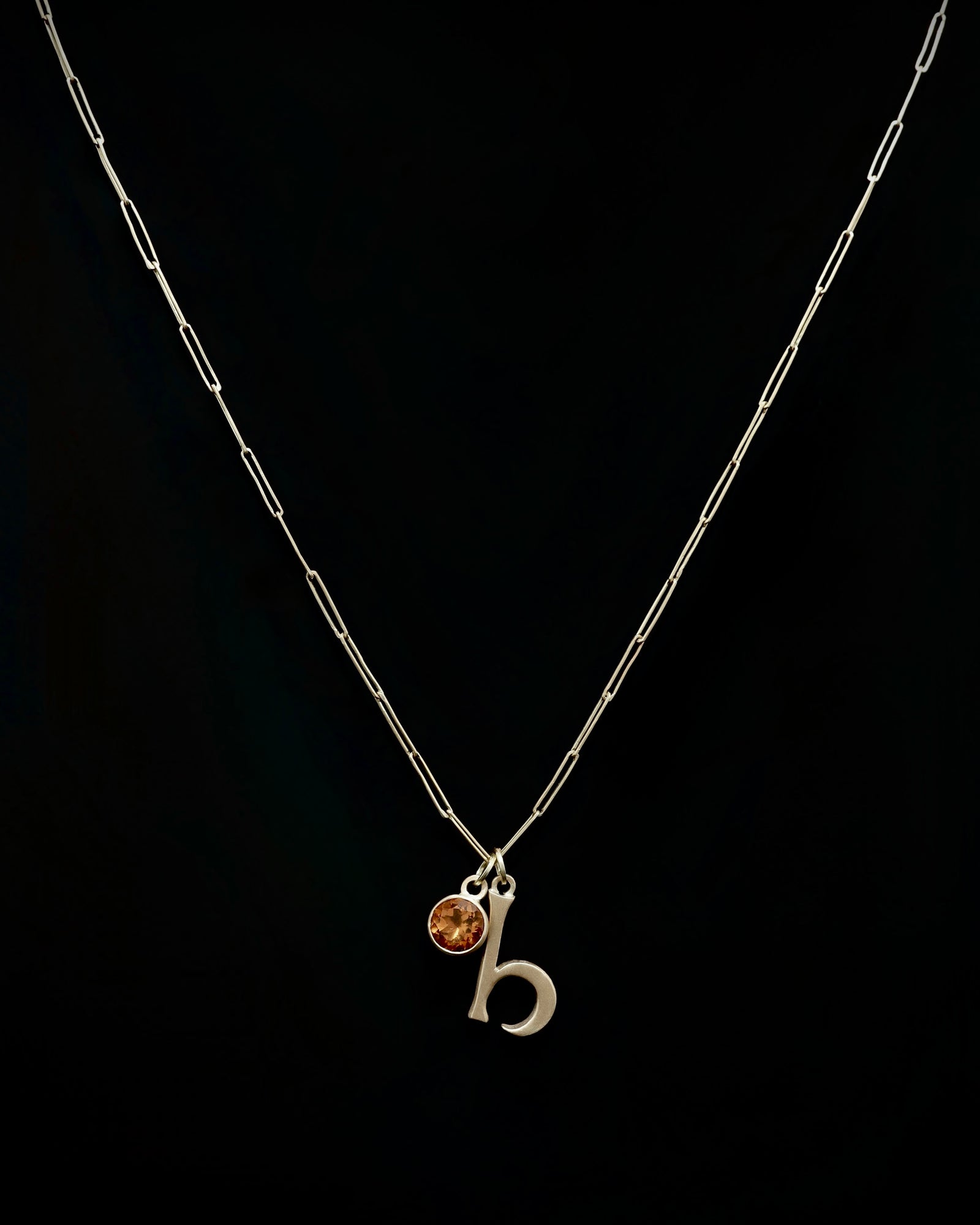 Initial and citrine charm necklace - 18ct gold