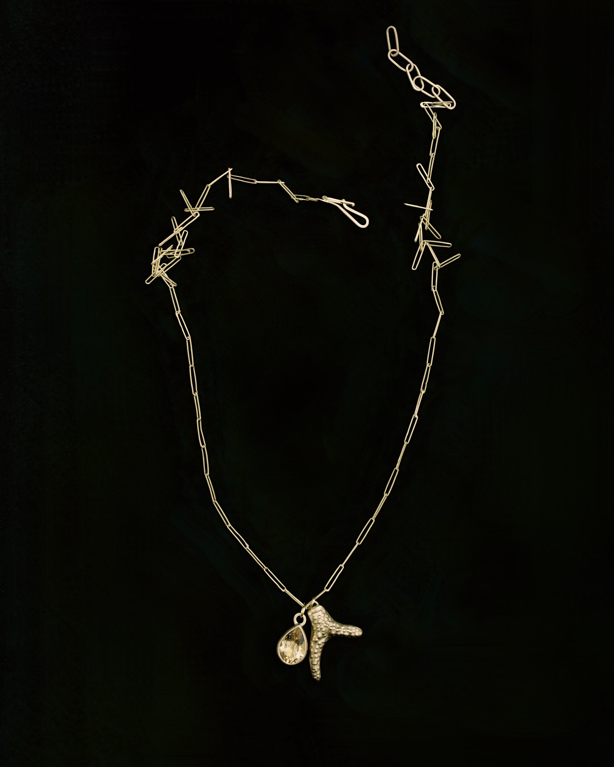 Repoussé coral and citrine teardrop necklace - 18ct gold