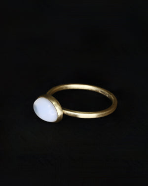 Mother of Pearl 18ct gold seed ring