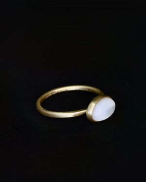 Mother of Pearl 18ct gold seed ring