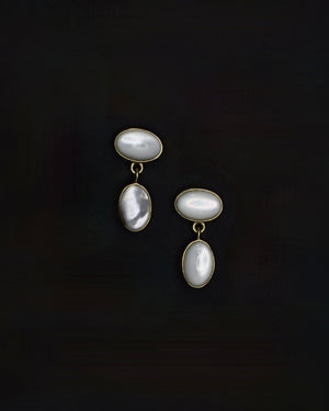 Mother of Pearl 18ct gold double seed earrings