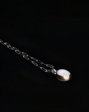Mother of Pearl 18ct gold and silver seed necklace